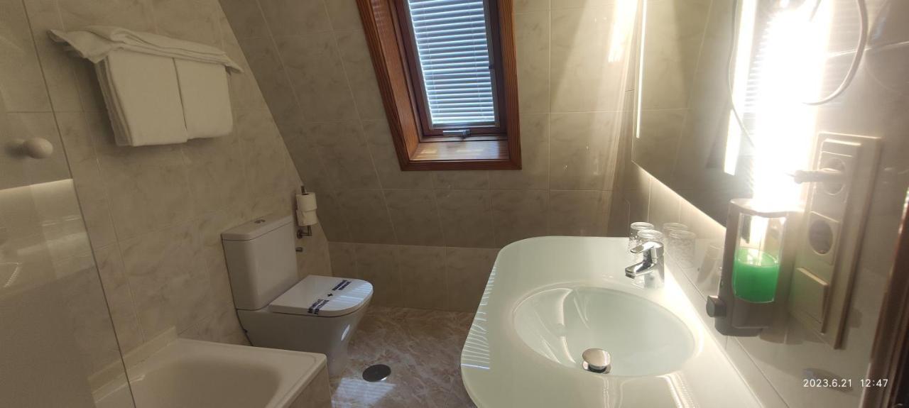 Miramar 2** Superior Hotel